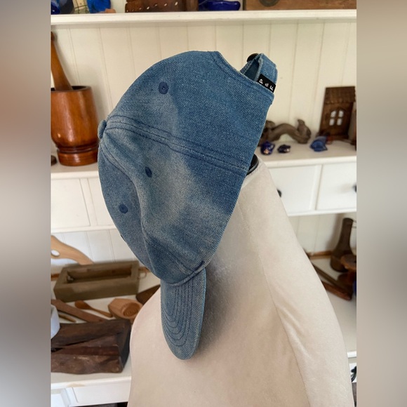 Porches & Fils - Picture 2 of 4